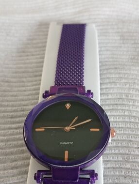 Purple Mesh Strap Quartz Watch with Rose Gold Accents